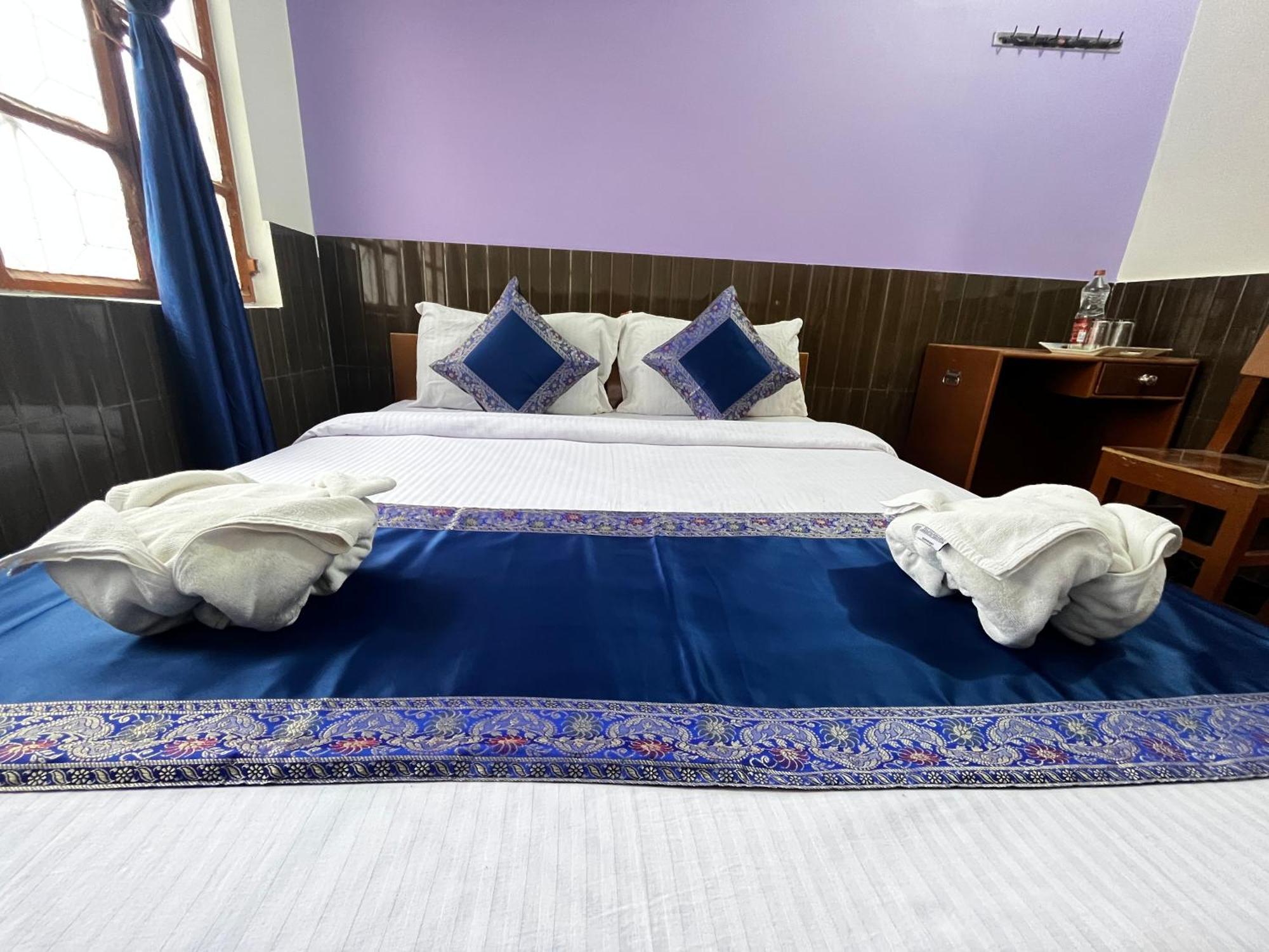 Family Guest House - Varanasi — Photos 2